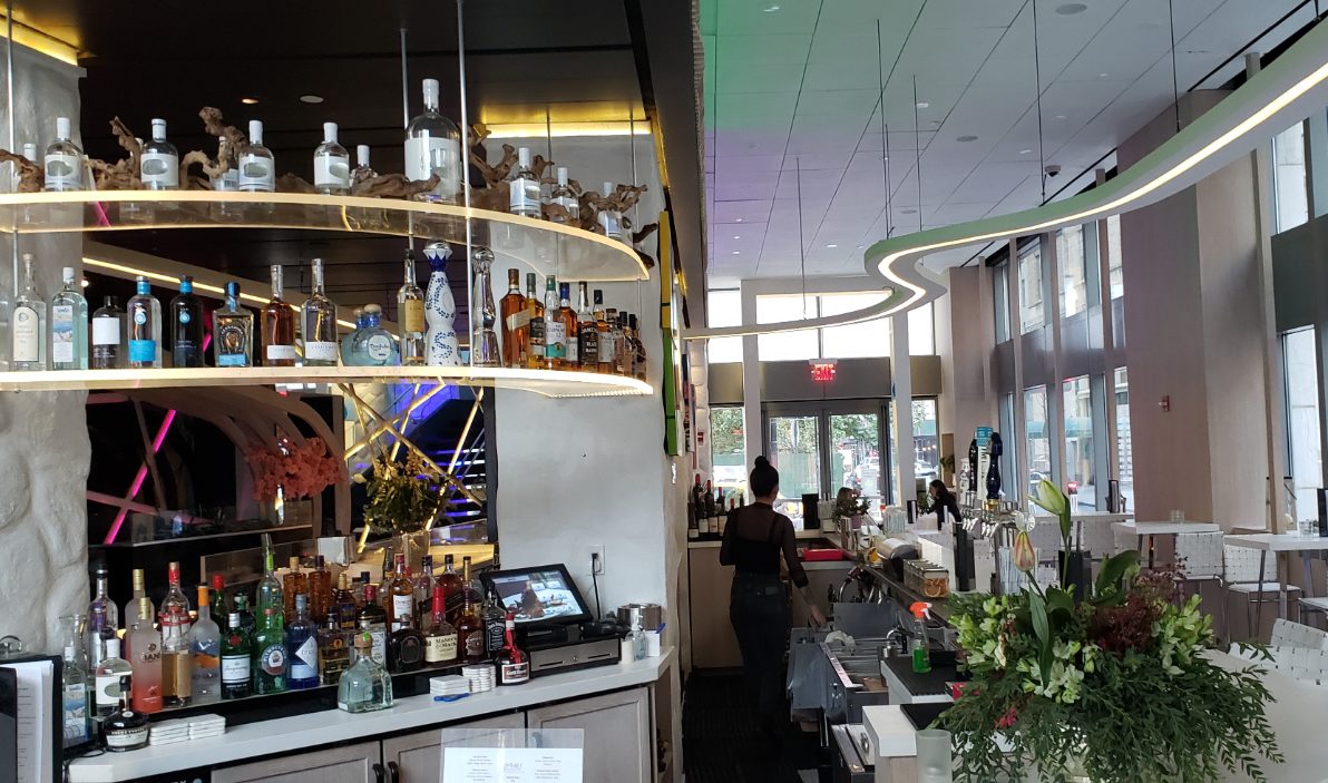 Skinos Restaurant and Lounge