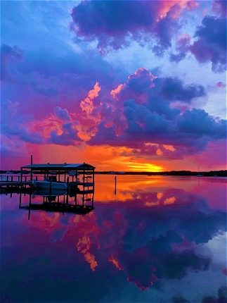 Coconut Palm Inn Sunset tiki