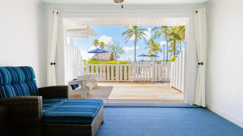 Bayview Poolside Cabana