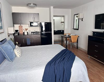 Colorado Springs studio apartment