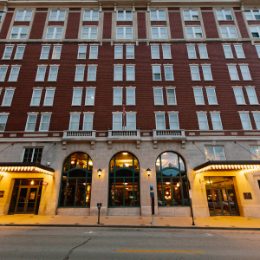 Hotel Julien Dubuque exterior building viewed from the street