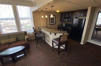 King Premier ADA Suite With One King Bed