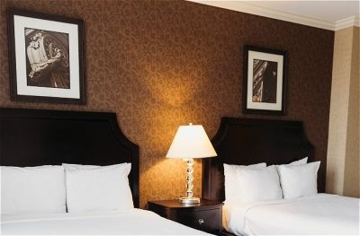Queen Executive ADA With Two Queen Beds