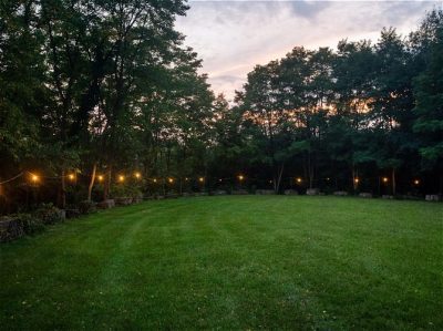 Irish Cottage Inn & Suites grass area for events and weddings