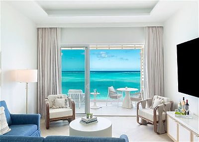 Skypool Rooftop Beachfront Villa 3 Bdrm 2