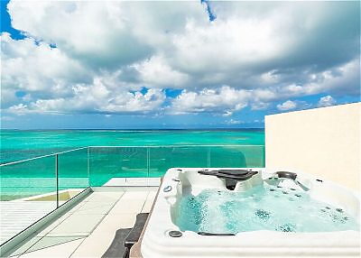 Skypool Rooftop Beachfront Villa 5 Bdrm 15