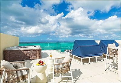 Skypool Rooftop Beachfront Villa 5 Bdrm