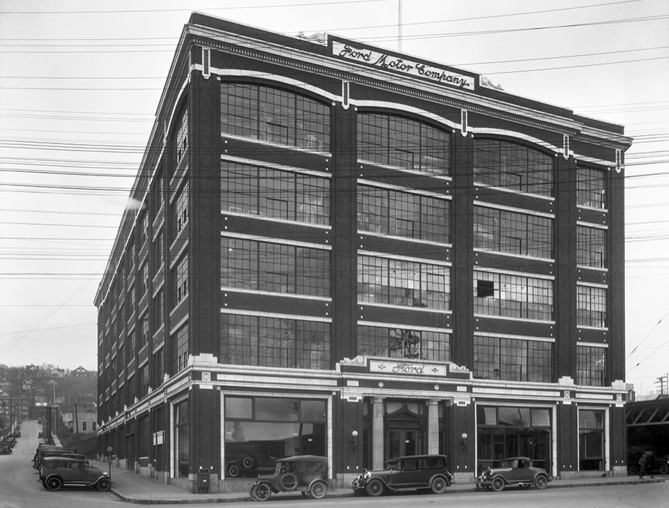 Ford Motor Company assembly plant 1928 - Webster & Stevens Collection