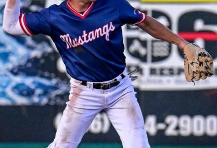 Billings Mustangs vs Ogden Raptors
