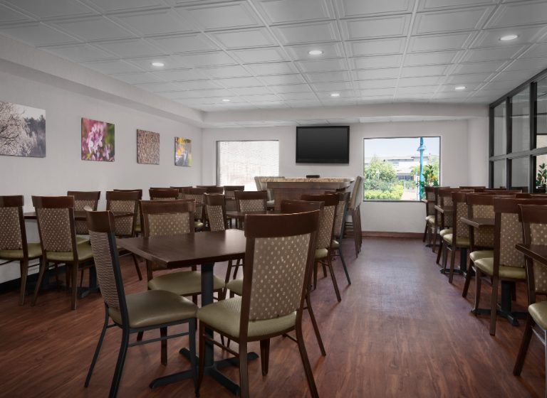 Duluth Minnesota hotel room