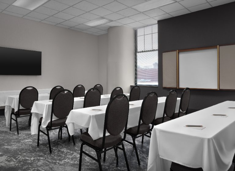 Duluth Minnesota hotel suite