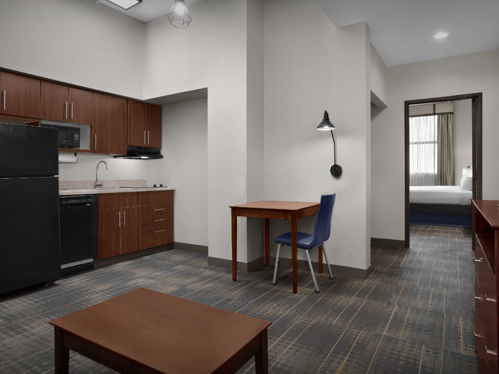 Whirlpool King Suite 1