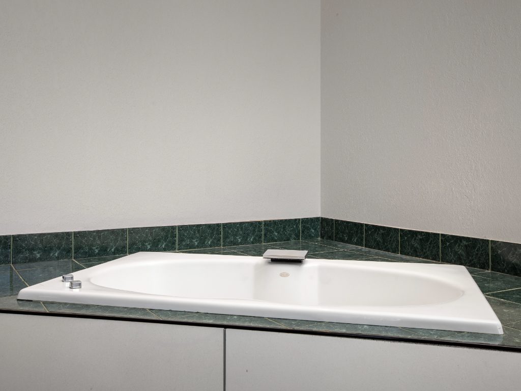 Whirlpool King Suite 3