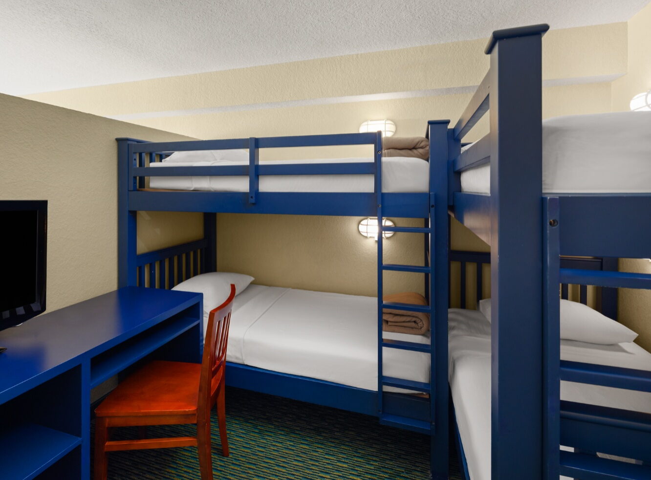 KidSuite King Bed Two Bunk Beds