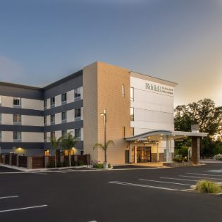 Hotel Exterior Marriott Santa Cruz California
