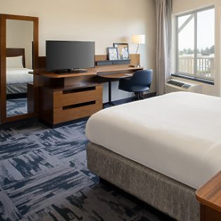 Santa Cruz, California hotel meeting space