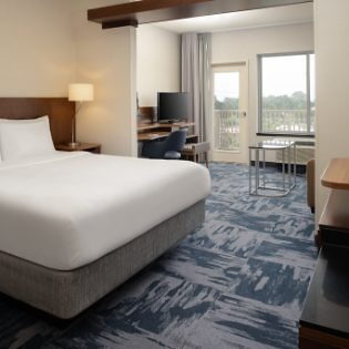 Santa Cruz CA hotel room