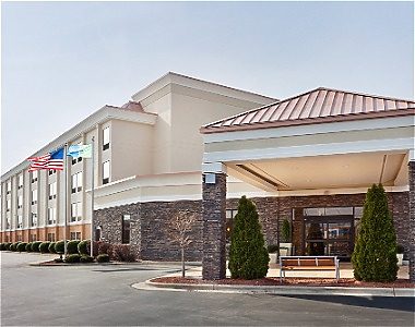 Holiday Inn Express Greensboro Wendover
